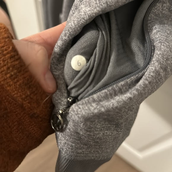 Lululemon jacket - Picture 7 of 8